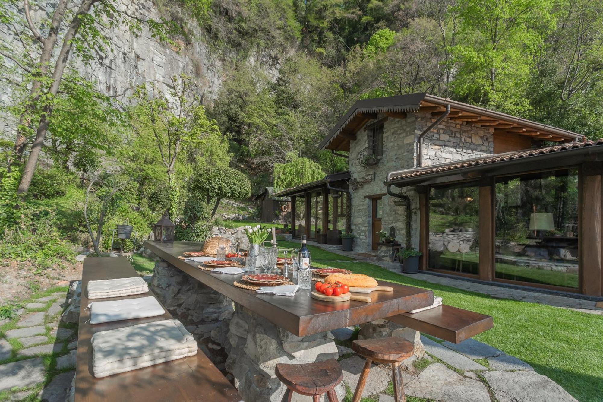 The Writer'S Nest Waterfront Villa By Rent All Como Faggeto Lario Exterior foto