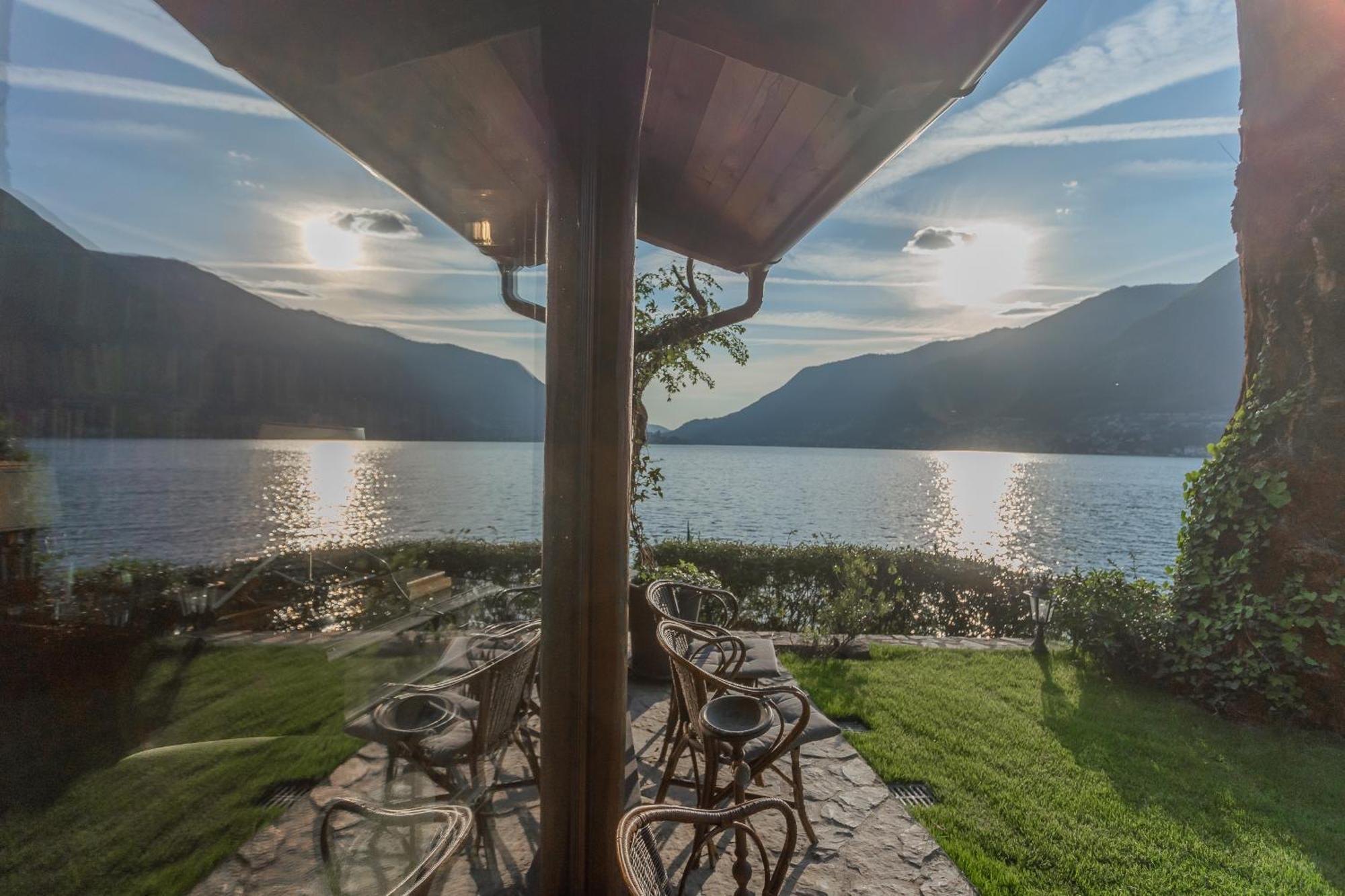 The Writer'S Nest Waterfront Villa By Rent All Como Faggeto Lario Exterior foto